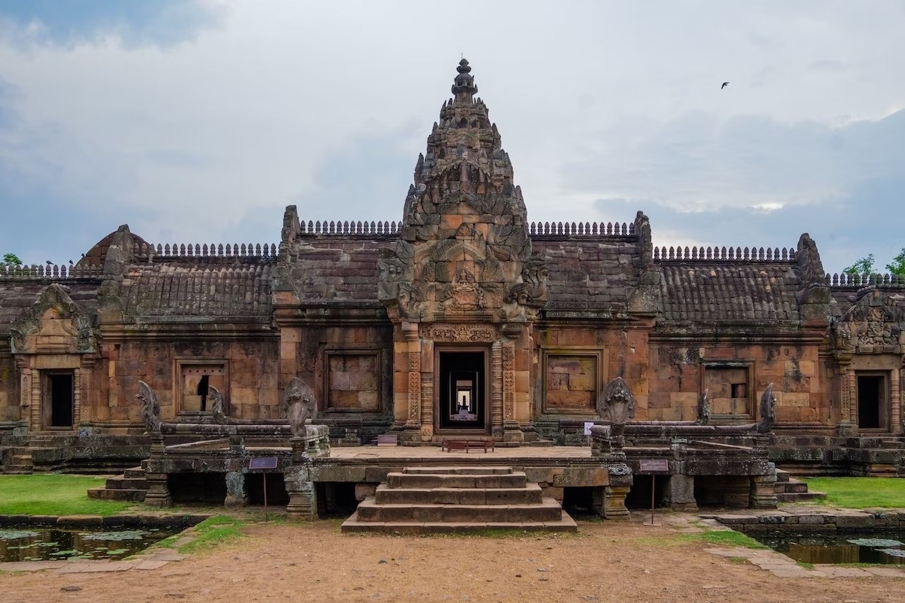 Thailand is well-known for a large number of Buddhist temples